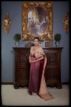 ชุดไทยเจ้าสาว ชุดไทยจักรพรรดิ์ เช่าที่แบมบี้ เวดดิ้ง ห้วยขวาง
